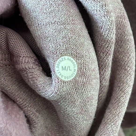SOLD Lululemon Athletica Scuba half zip Hoodie pink - purple / size M/L - Picture 4 of 6